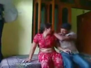 Neighbour aunty desi bayan